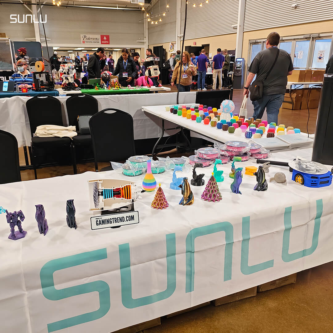 SUNLU-RMRRF-2026-booth-crowd.jpg