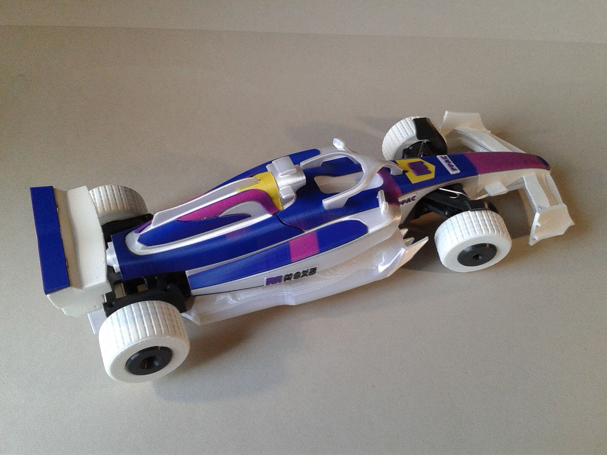 My first assembly of the "MAKEROAD F1" (awaiting a MakeRoad "MakerKit RC Car") - image 4