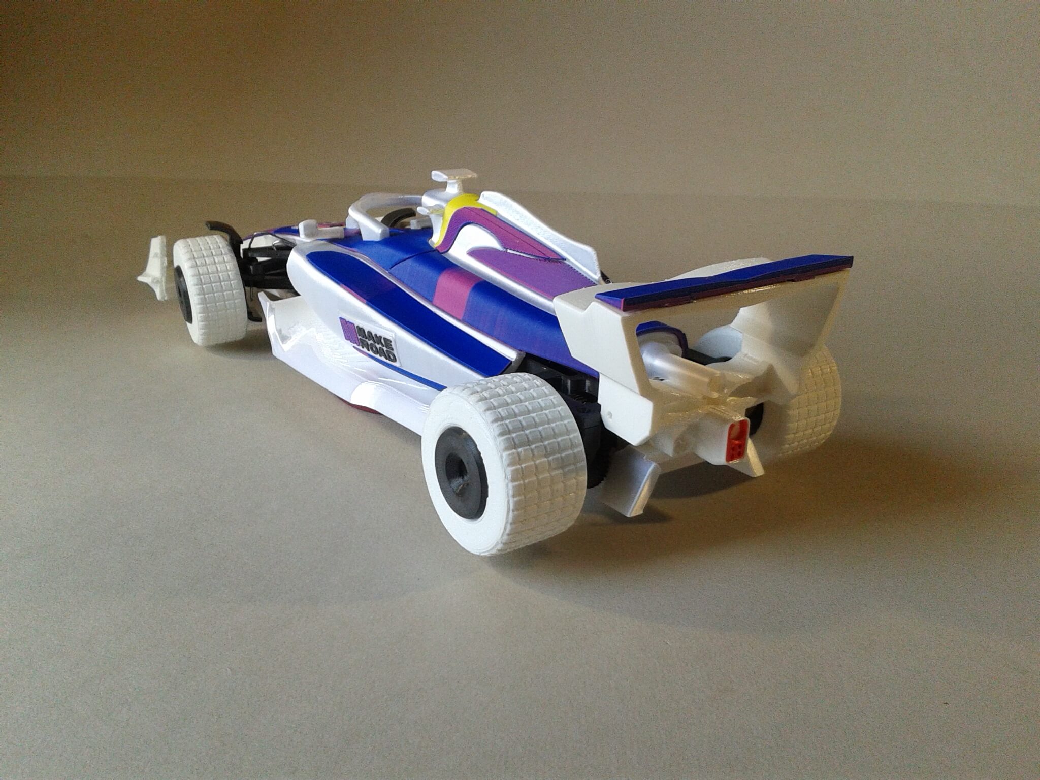 My first assembly of the "MAKEROAD F1" (awaiting a MakeRoad "MakerKit RC Car") - image 6