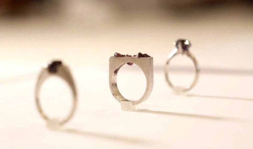 Researchers Grow Rubies and Sapphires Inside 3D Printed Platinum - image 1